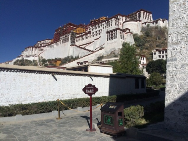 Tibet Potala close
